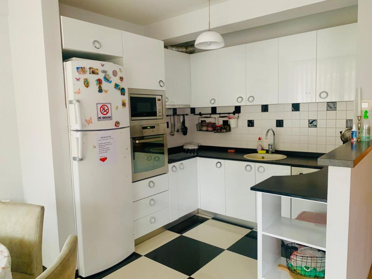 Cozy City Center Apartment Призрен Екстериор снимка